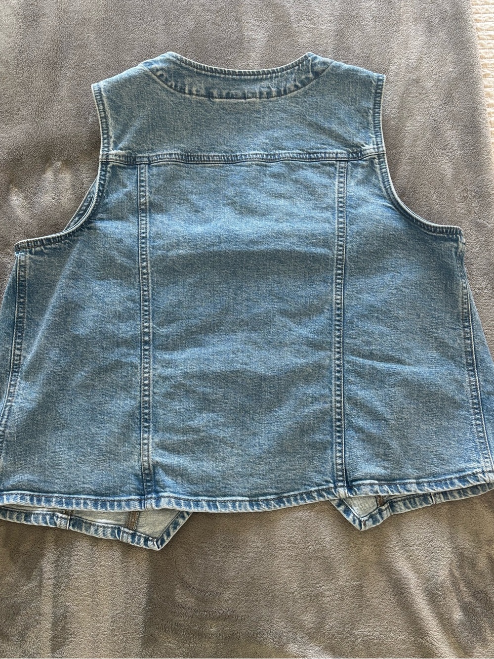 Universal Thread Denim Vest - Picture 6 of 6